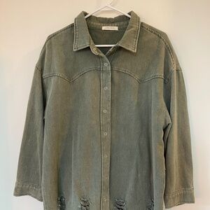 12th Tribe Oversized Shirt Olive